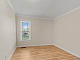 209 Baxter Avenue - Photo 17