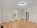 209 Baxter Avenue - Photo 8