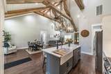 1657 Scott Road - Photo 14