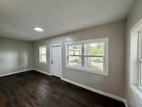 2511 Sansom Avenue - Photo 6