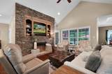 240 Oak Leaf Lane - Photo 8