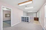 323 Parks Avenue - Photo 15