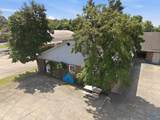 323 Parks Avenue - Photo 6