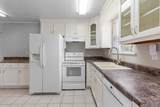 2406 Yorkshire Drive - Photo 15