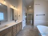 Edmonton-B Avondale Drive - Photo 25