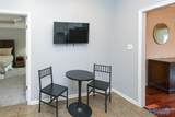 2112 Yorkshire  Se - Photo 7