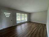 421 Lakeside Drive - Photo 3