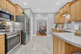 142 Barrington Circle - Photo 17