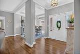 142 Barrington Circle - Photo 8