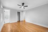 309 Maplewood Drive - Photo 17