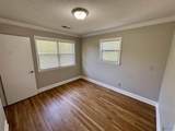16374 Oakdale Road - Photo 17
