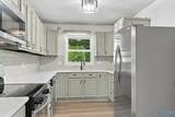 712 Perry Street - Photo 9