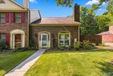 260 Lake Circle - Photo 1