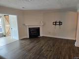 413 Lakepoint Drive - Photo 6