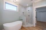 687 Oakview Circle - Photo 22