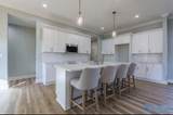 687 Oakview Circle - Photo 7