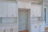 687 Oakview Circle - Photo 9