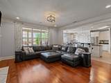 107 Meadowglen Drive - Photo 11