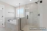 102 Labyrinth Way - Photo 3