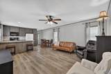 201 Carr Lane - Photo 4