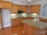 16013 Shropshire Drive - Photo 4