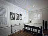 208 Surrey Road - Photo 18