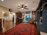 810 Island Way - Photo 24