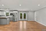 407 Sherwood Drive - Photo 5