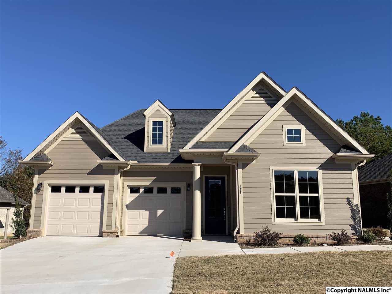109 Colonnade Drive - Photo 1