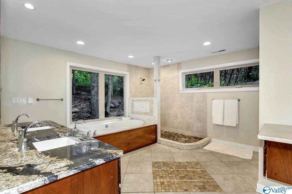 2207 Lytle Street - Photo 1
