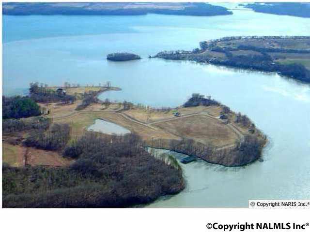 8 Peninsula Drive - Photo 1