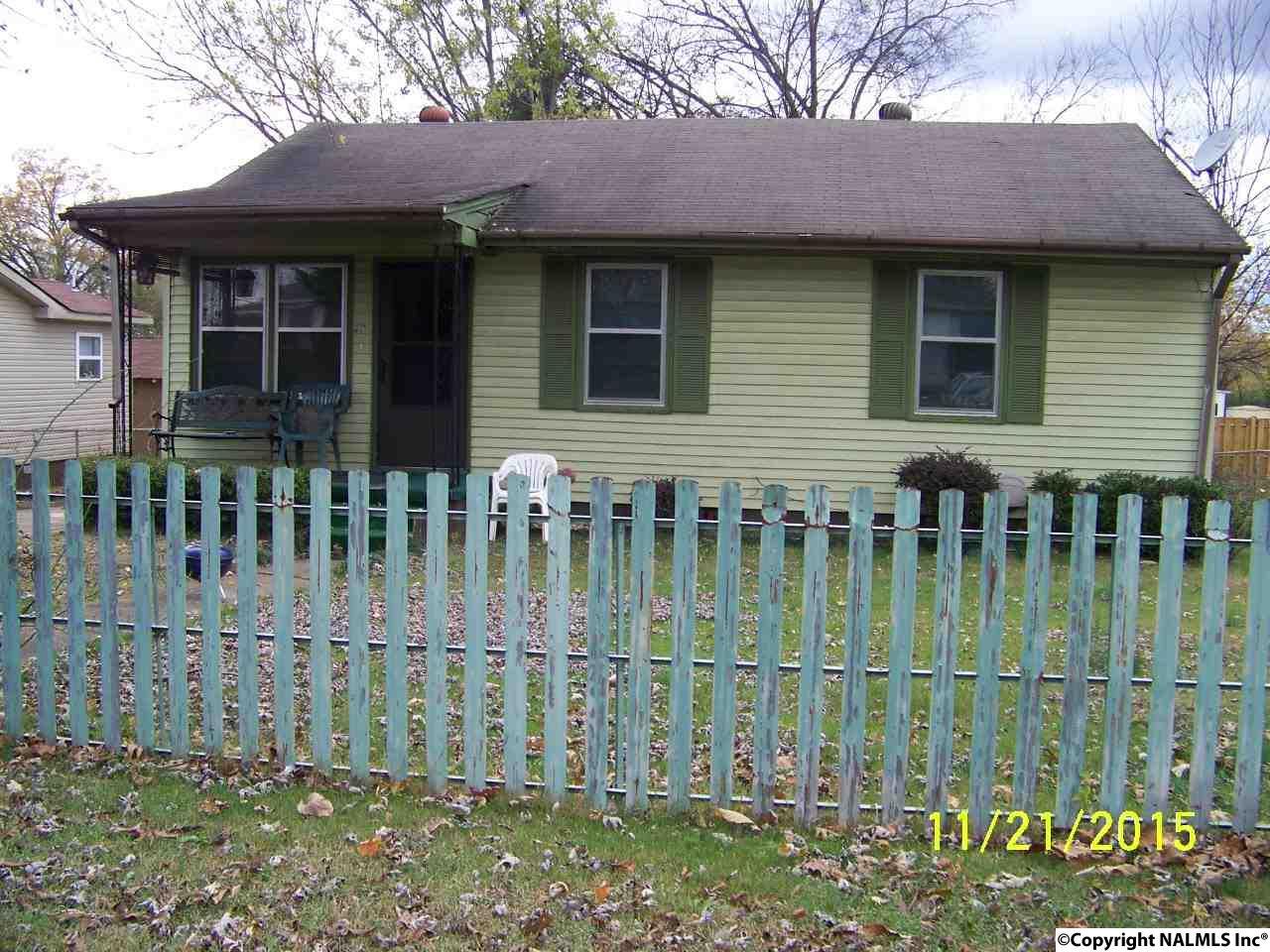 1603 Calvary Street - Photo 1