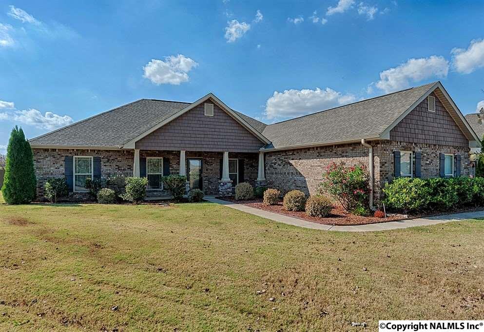 712 Sugar Bend Circle - Photo 1