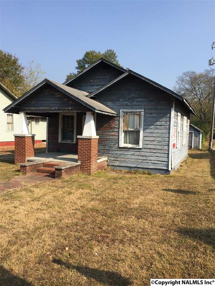 811 Broad Street - Photo 1