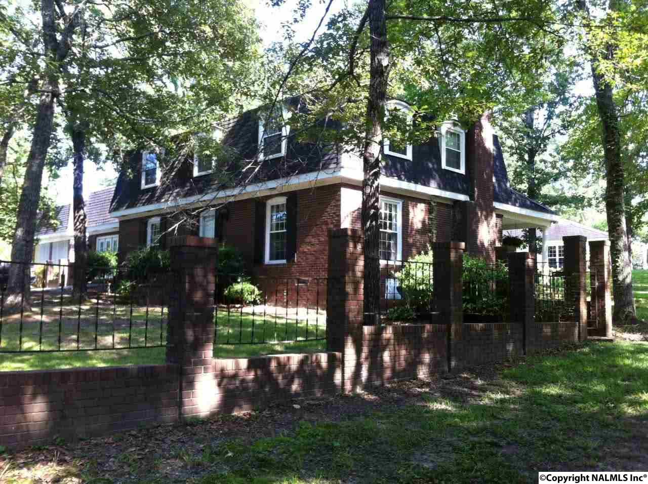 1001 Second Avenue - Photo 1