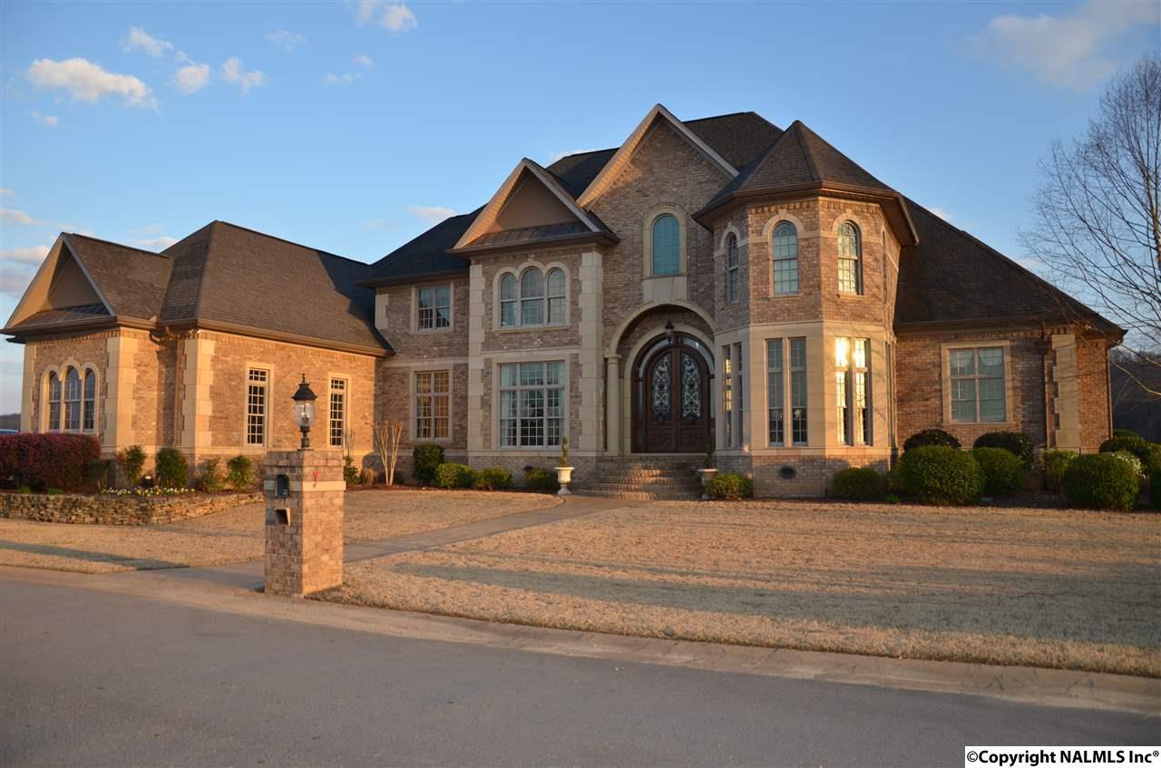 321 Peninsula Drive - Photo 1