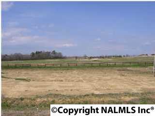 765 Cochran Avenue - Photo 1