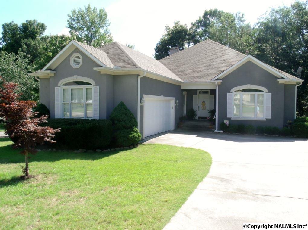 188 Ridgewood Circle - Photo 1