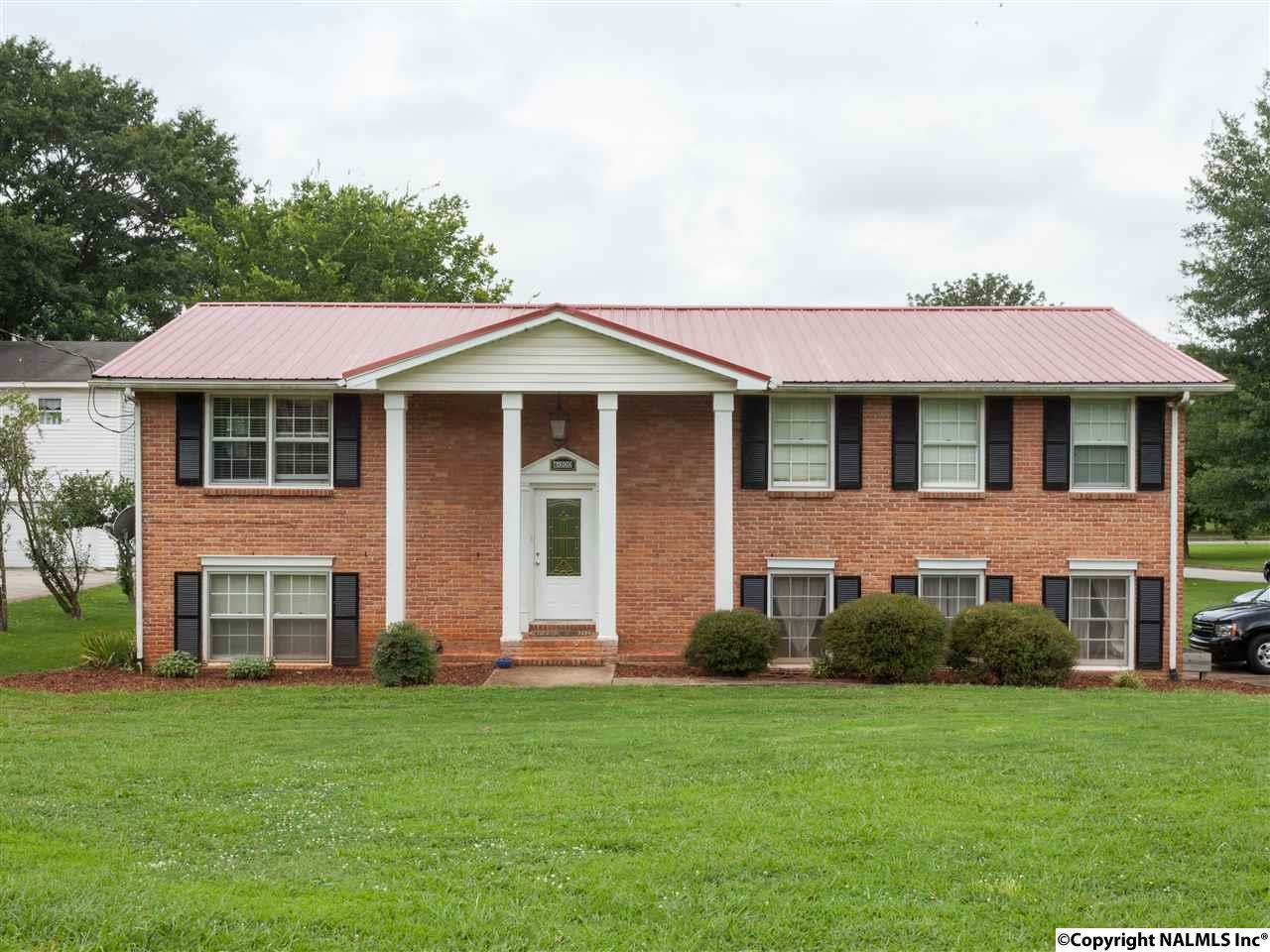 6000 Whitesburg Drive - Photo 1