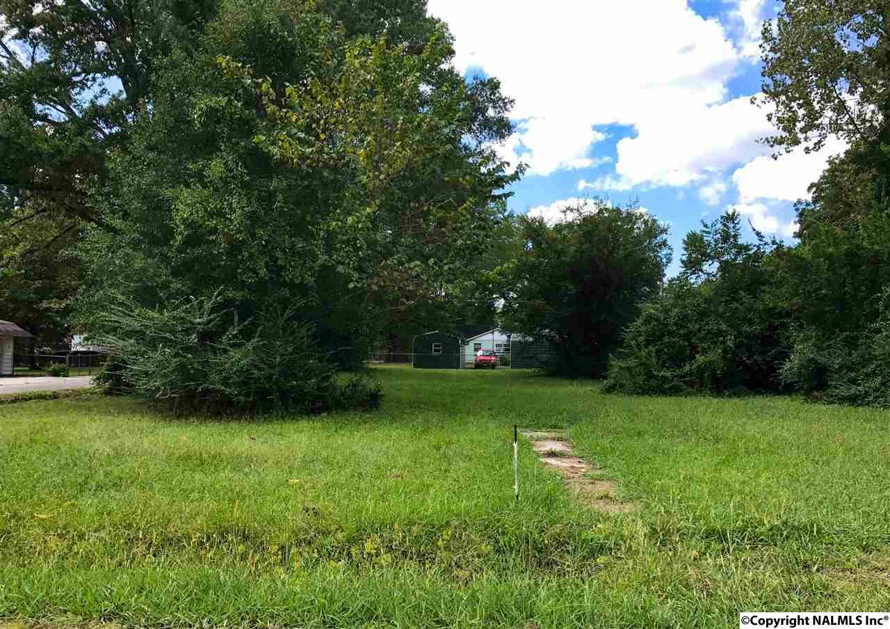 1517 Roosevelt Avenue - Photo 1