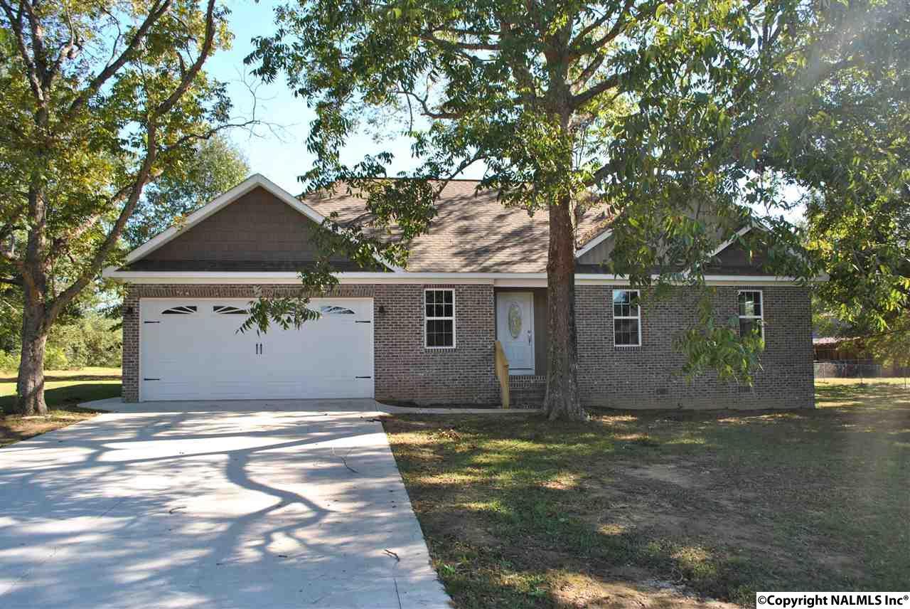 141 Swindall Circle - Photo 1