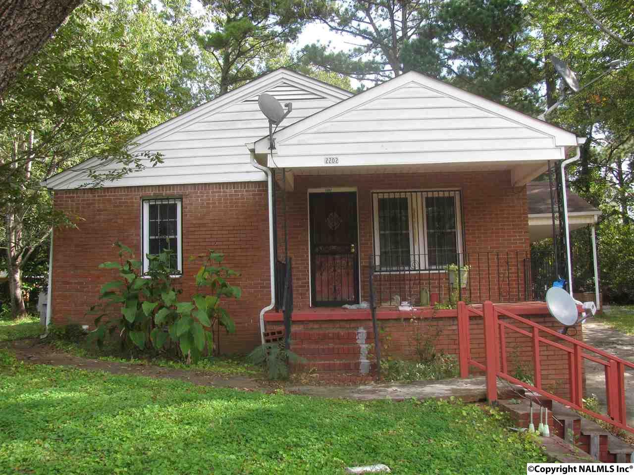 2202 Clift Street - Photo 1