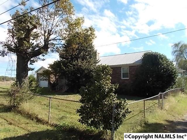 10442 County Road 17 - Photo 1