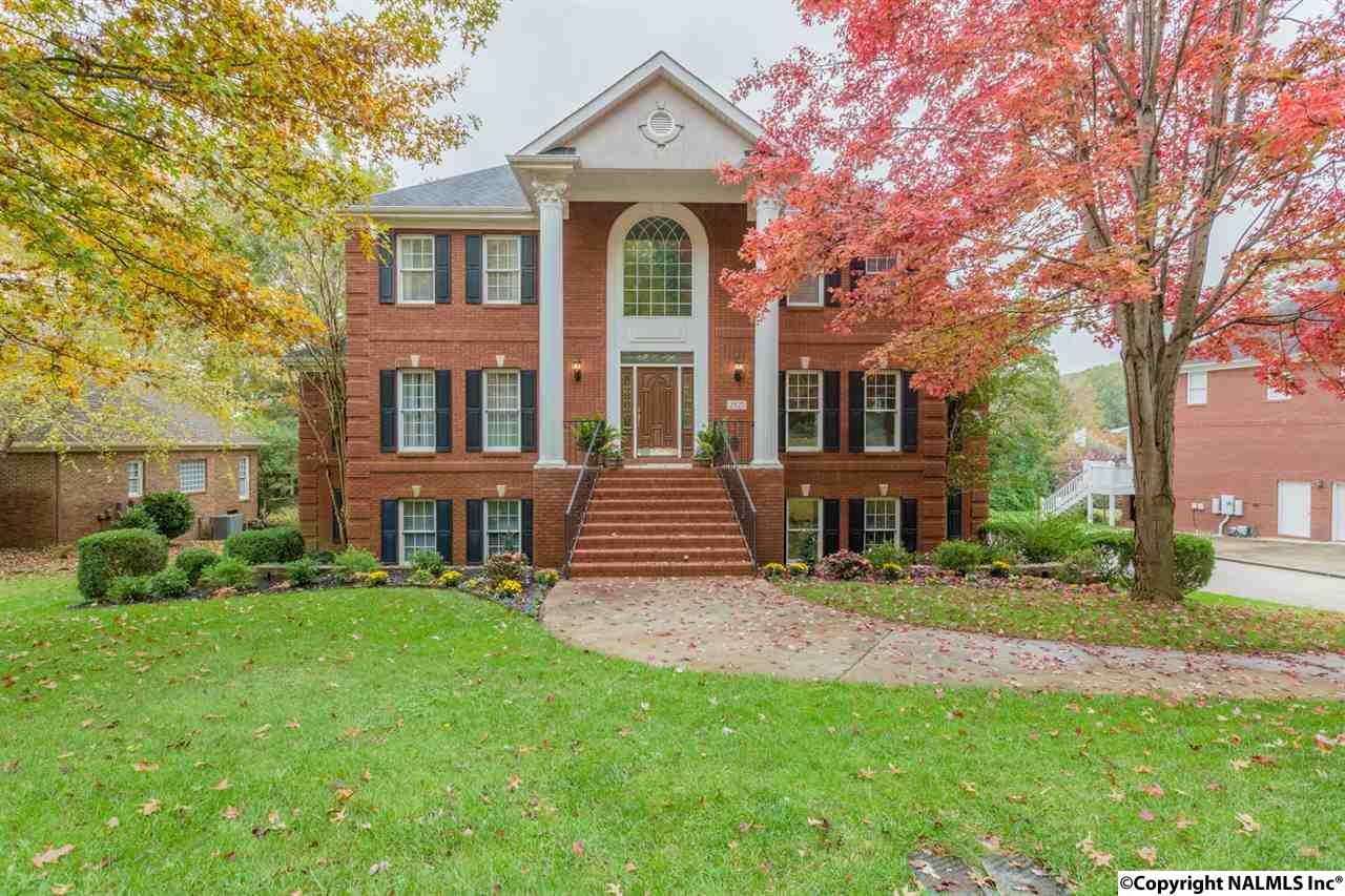 2925 Hampton Cove Way - Photo 1