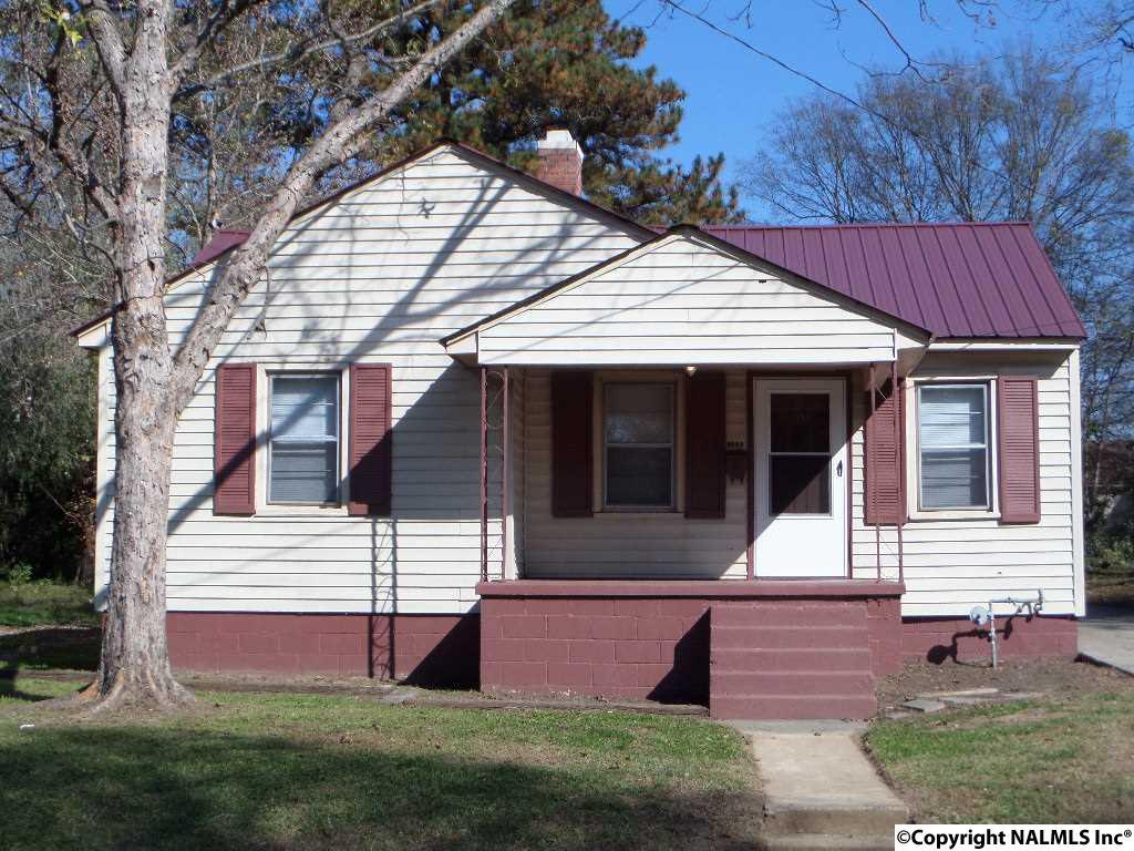 1336 Stillman Avenue - Photo 1