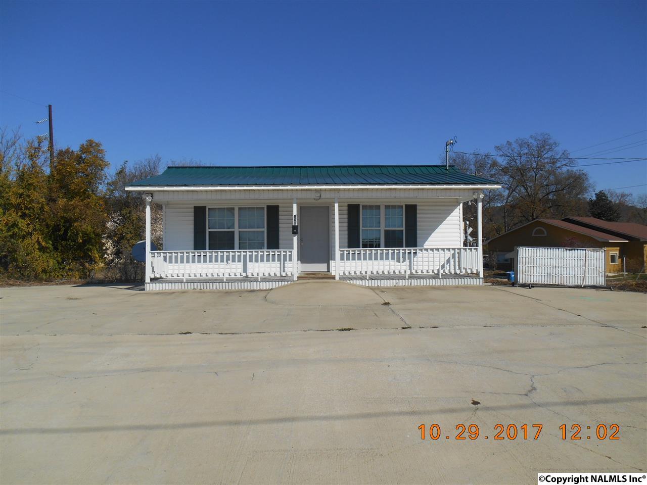900 Garner Street - Photo 1