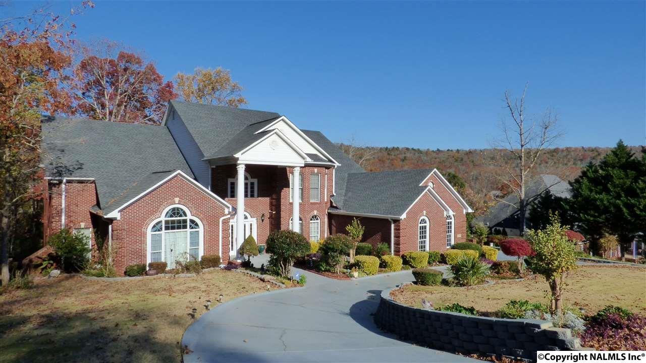 219 Veranda Drive - Photo 1
