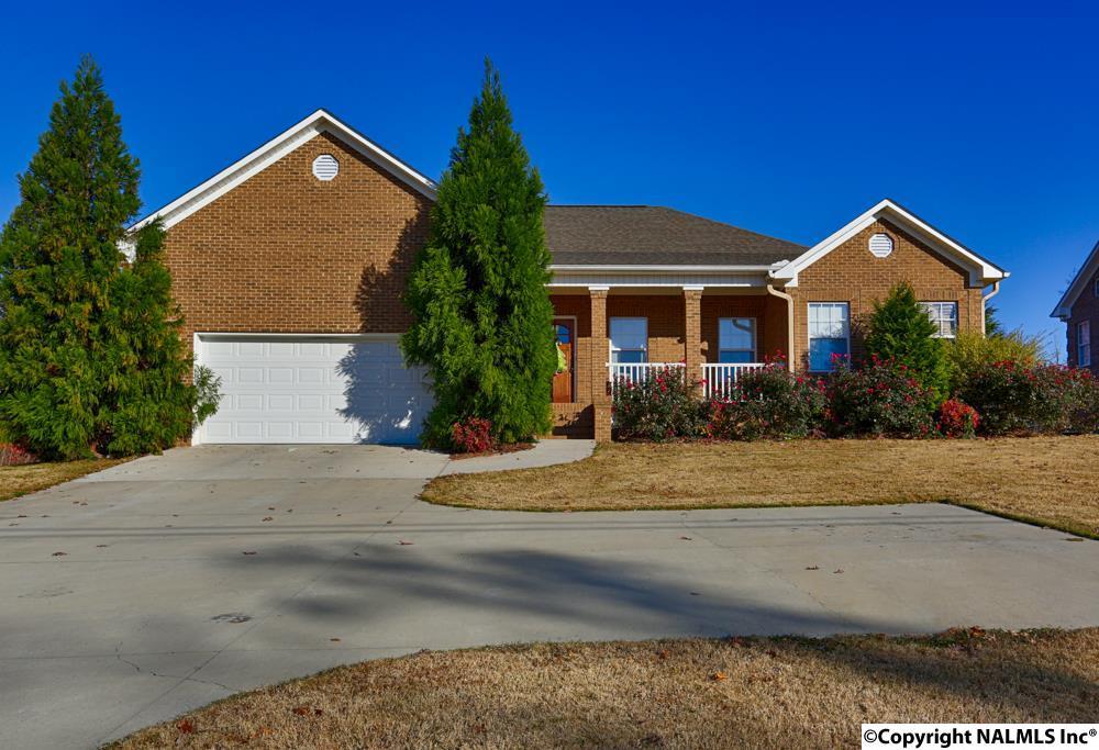 352 Tara Drive - Photo 1