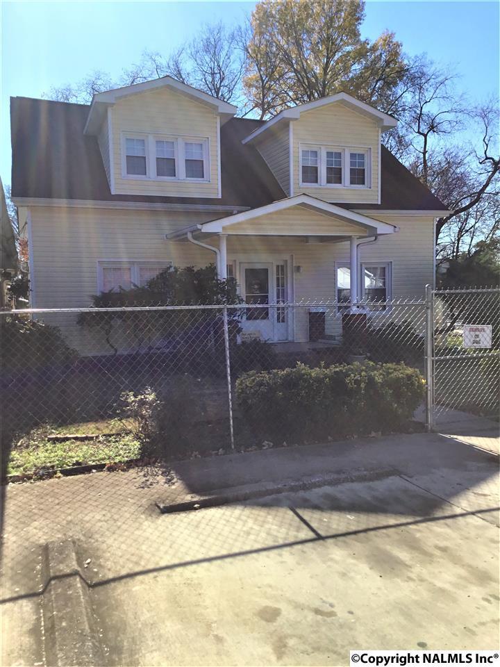 2901 9TH AVENUE - Photo 1