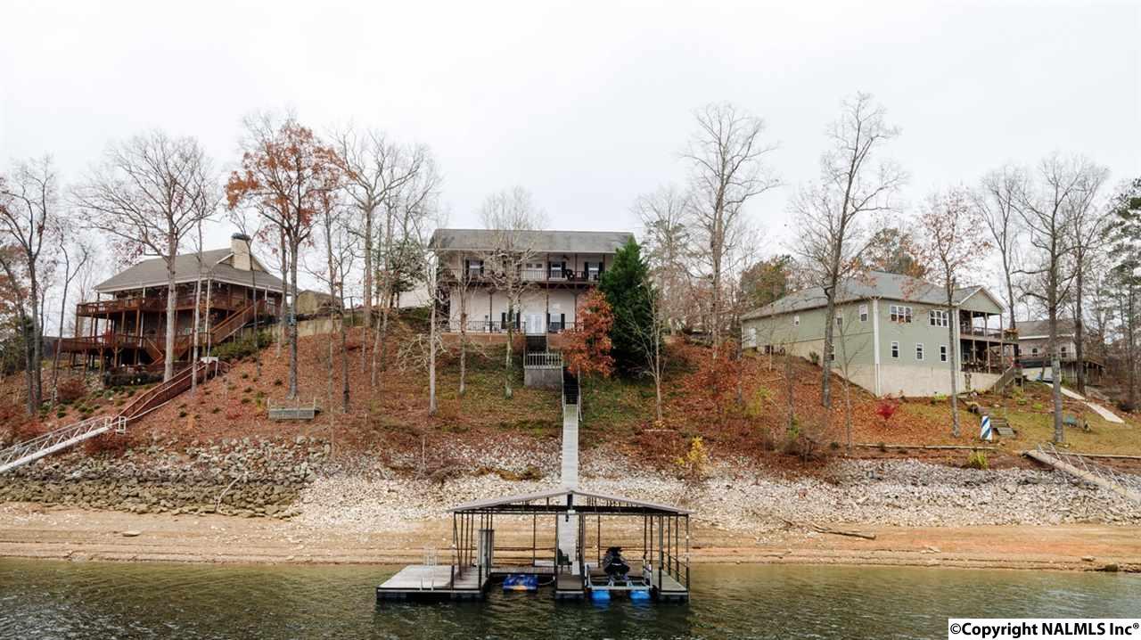 939 County Road 3923 - Photo 1